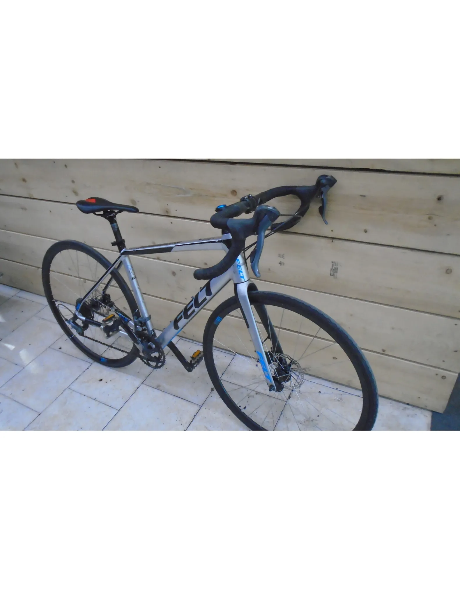 Vélo de route usagé Felt 54 cm-13223